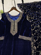 Sequin embroidered velvet kurta pant set with dupatta - KUR-002 - image 9