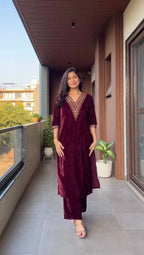 Sequin embroidered velvet kurta pant set with dupatta - KUR-002 - image 5