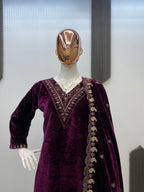 Sequin embroidered velvet kurta pant set with dupatta - KUR-002 - image 6